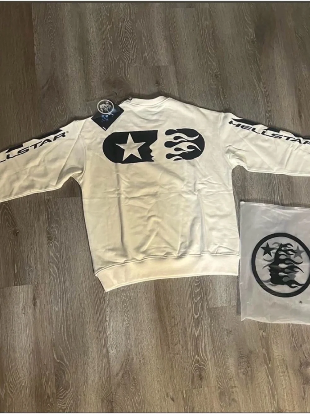 Reebok White Crewneck Sweatshirt with Black Logo and Sleeve Graphics